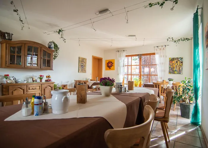 Hotel Gaestehaus Hellmer Neustadt an der Weinstraße